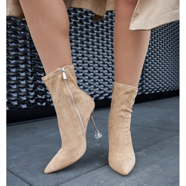 Bottines à talons hauts beige foncé de Ferguson 1