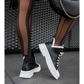 Baskets noires à plateforme haute par Jose le noir 1