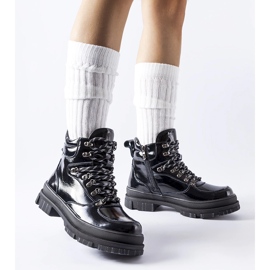 Bottines vernies noires de Richards le noir 1 Bottines vernies noires de Richards le noir 1