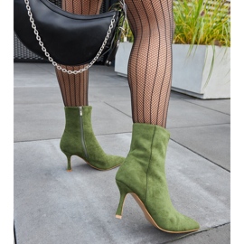 Bottines à talons bas vert Guimond 3