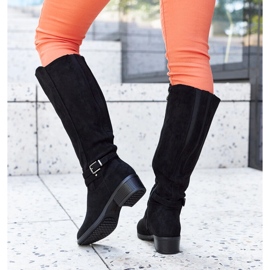 Bottes isolées noires en éco-daim par Aldisio le noir 2