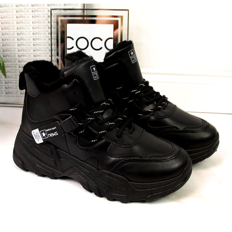 News Baskets isolées pour femmes, bottes de neige noires le noir 3