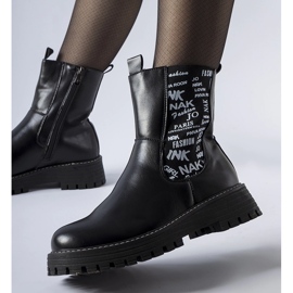 Bottines isolées noires avec inscriptions le noir 1