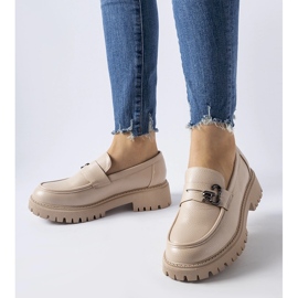 Mocassins classiques beiges avec boucle 1