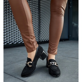 Escarpins noirs avec bloc en éco-daim 1