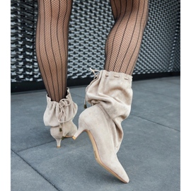 Bottines basses à enfiler en éco-daim en daim beige 2
