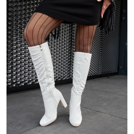Bottes à talons blanches par Strother 3