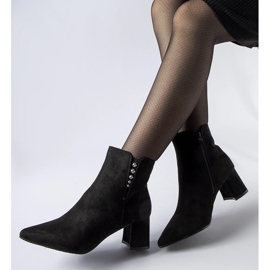 Bottines noires en éco-suède à talon Pikeville 1