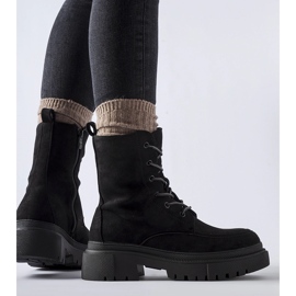 Baskets noires à semelle massive Riel 2