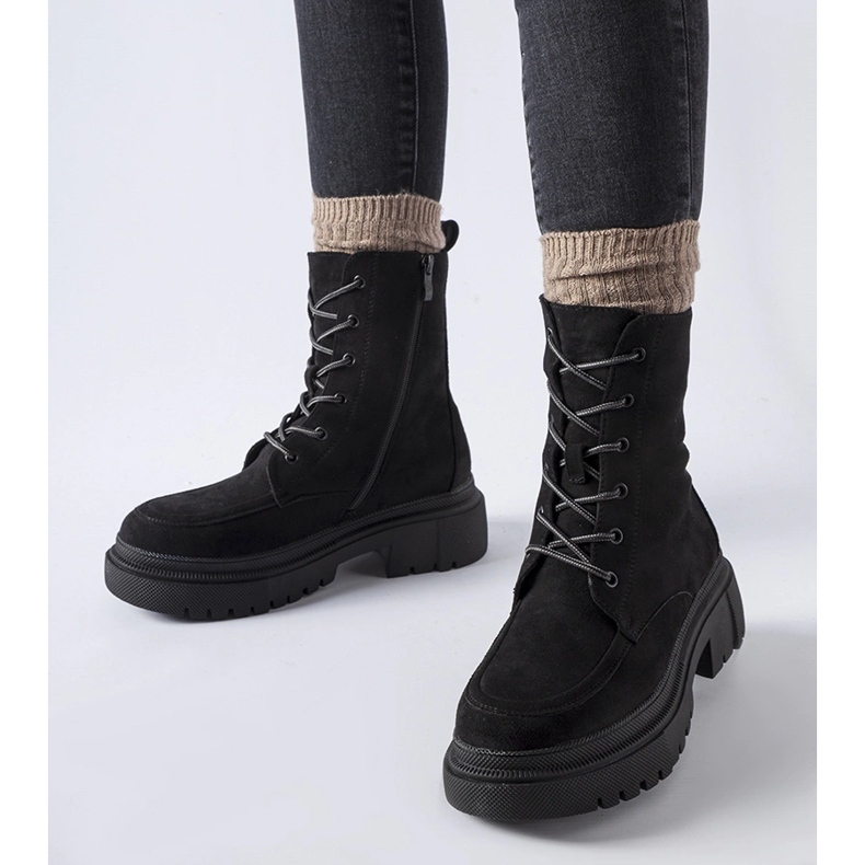 Baskets noires à semelle massive Riel 1