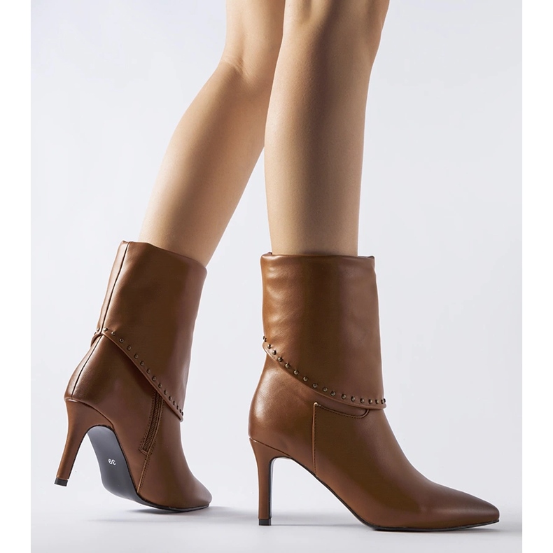 Bottes isolées marron à talon haut Cipresso brun 1