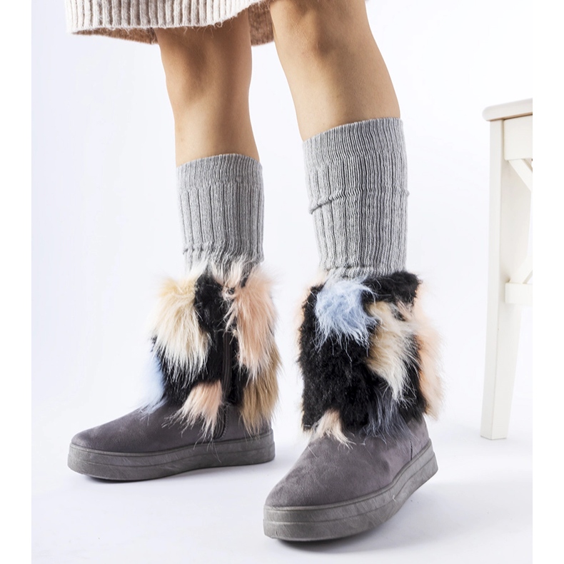 Bottes de neige isolées grises avec fourrure de Cordero 1 Bottes de neige isolées grises avec fourrure de Cordero 1