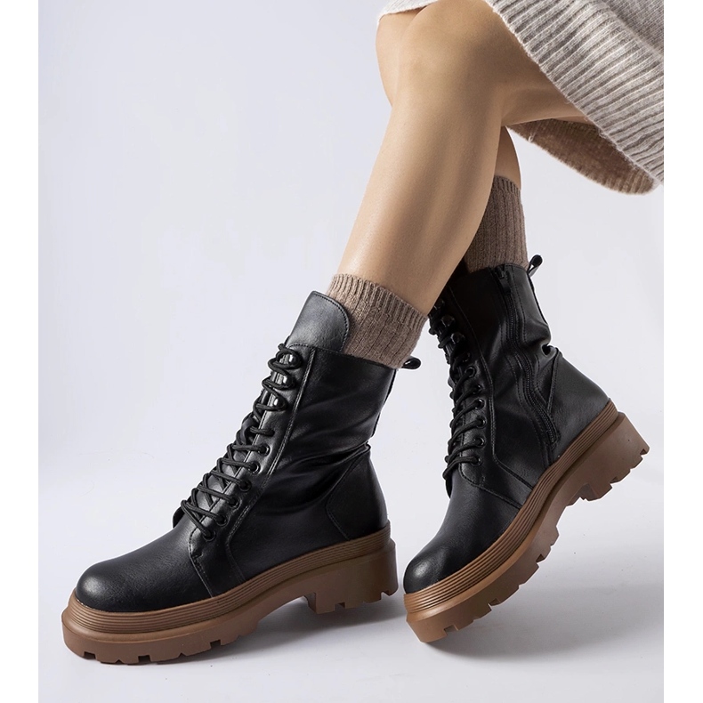 Baskets noires à semelle Quennie colorée le noir 1