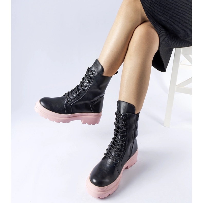 Baskets noires à semelle Quennie colorée le noir 1