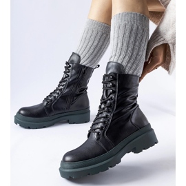 Baskets noires à semelle Quennie colorée 2