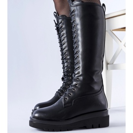 Travailleurs noirs de Padernello à longue isolation 2