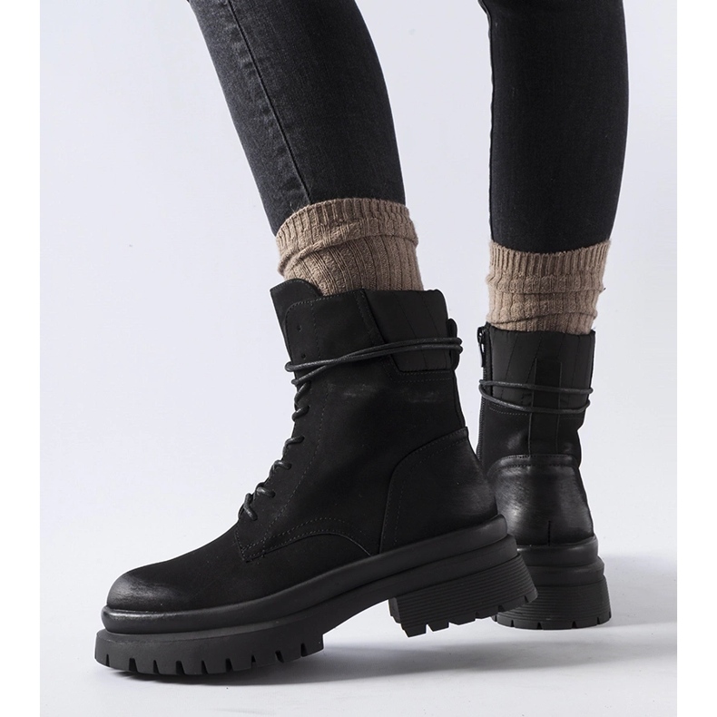 Bottines Vadnais noires à bout usé le noir 1 Bottines Vadnais noires à bout usé le noir 1