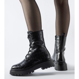 Bottes Cressac isolées vernies noires 1
