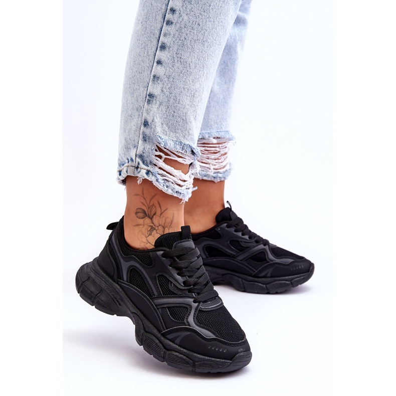 Chaussures de sport noires pour femmes 1