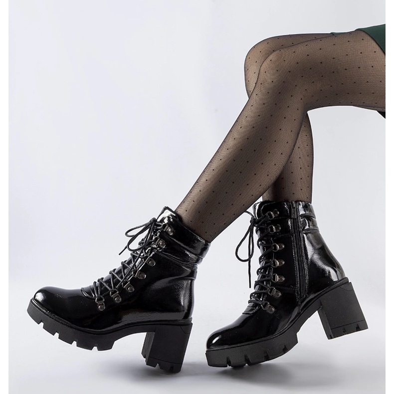 Bottines vernies noires de Langesko le noir 1