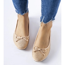 Ballerines beiges ornées de zircons Hulotais 2