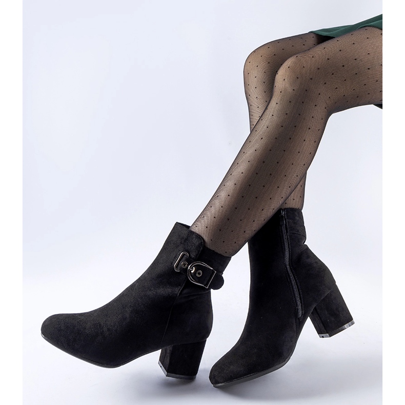 Bottines noires à talons bas en éco-daim Nemaha 1