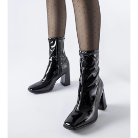 Bottines vernies noires de Wheeler 1