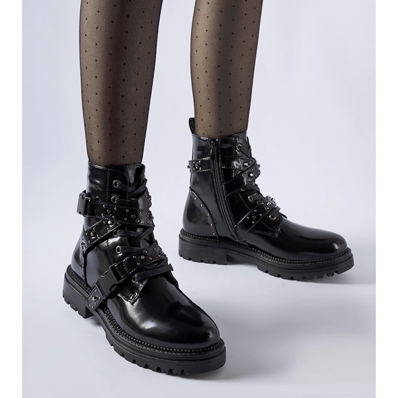 Bottines vernies noires avec clous Hialeah 1