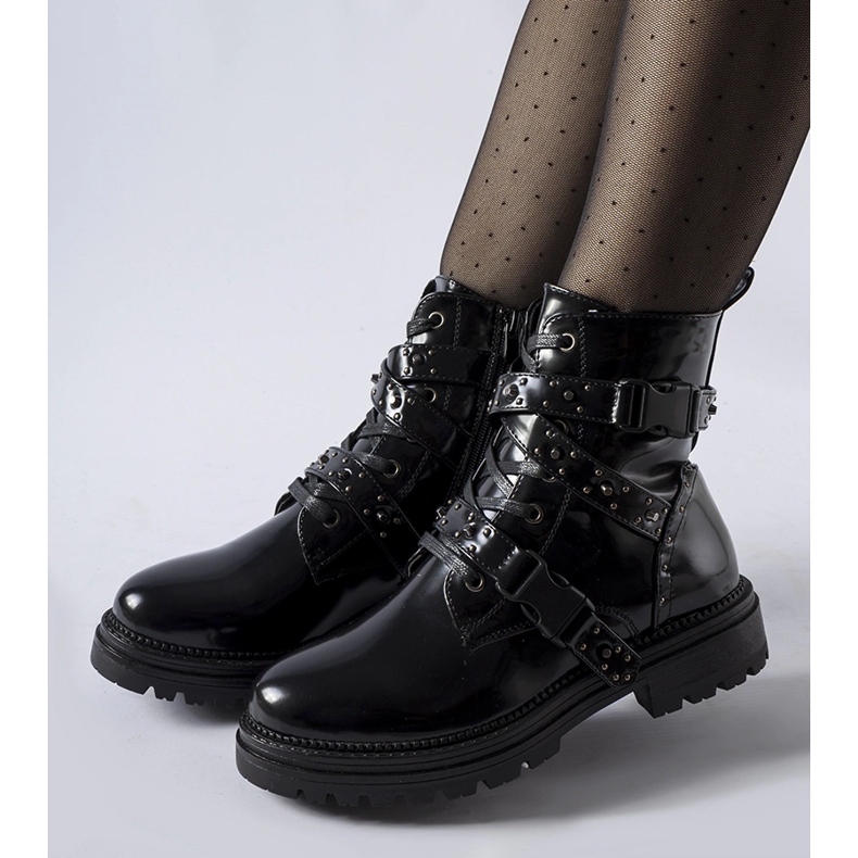 Bottines vernies noires avec clous Hialeah le noir 2