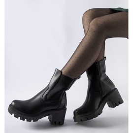 Bottes isolées noires avec bloc Hattiesburg 1