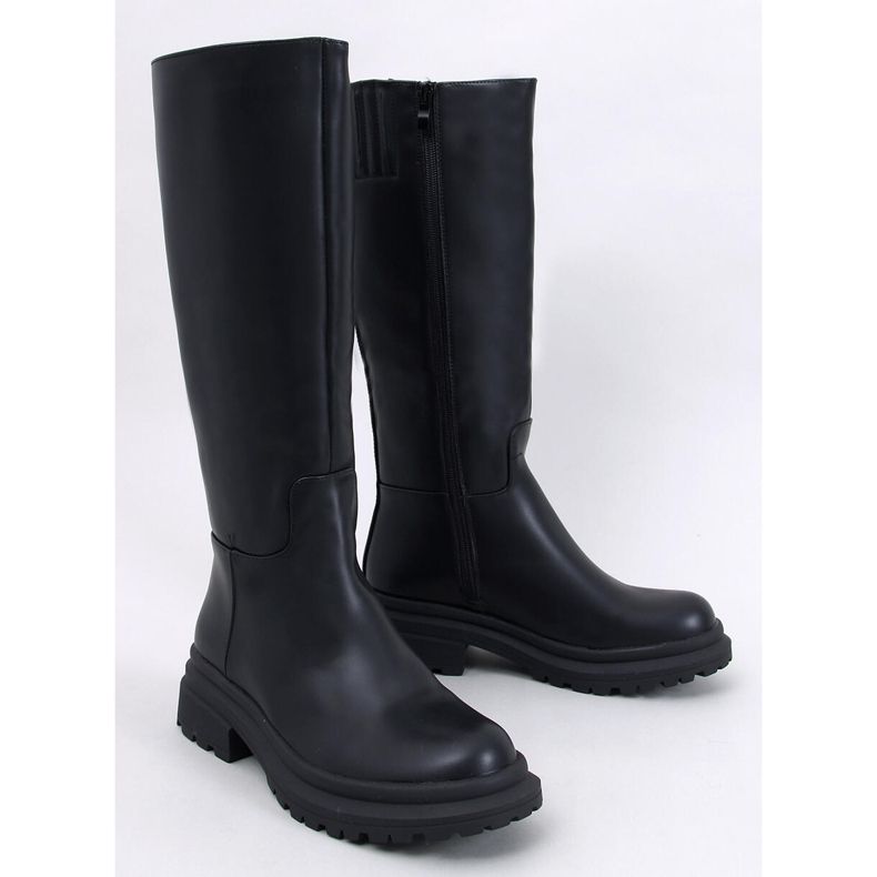 Officiers sur le protecteur Rooney Black noir 1