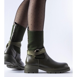 Bottines chaussettes isolées vert foncé par Picker 2