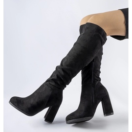 Bottes noires à talons hauts froissées d'Olesen le noir 1