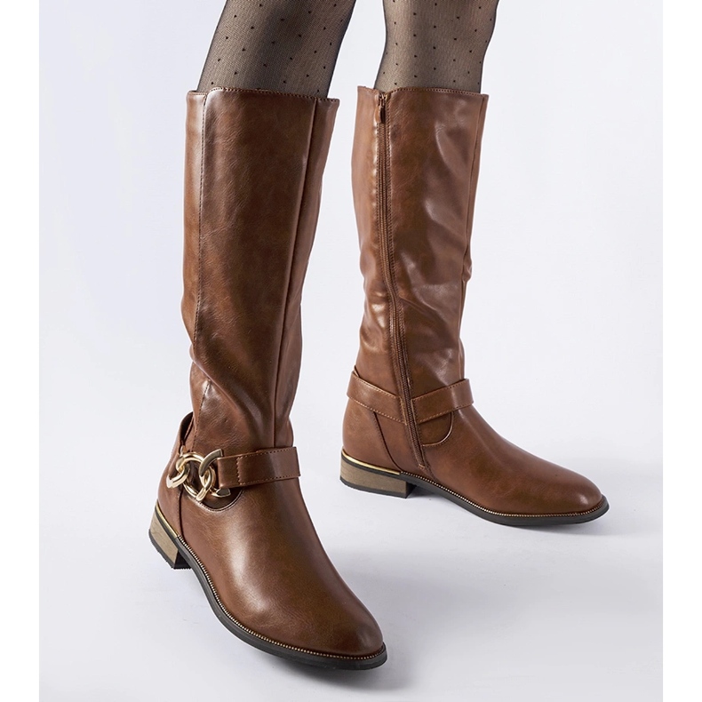 Bottes isolées marron ornées d'une boucle Ortega brun 1