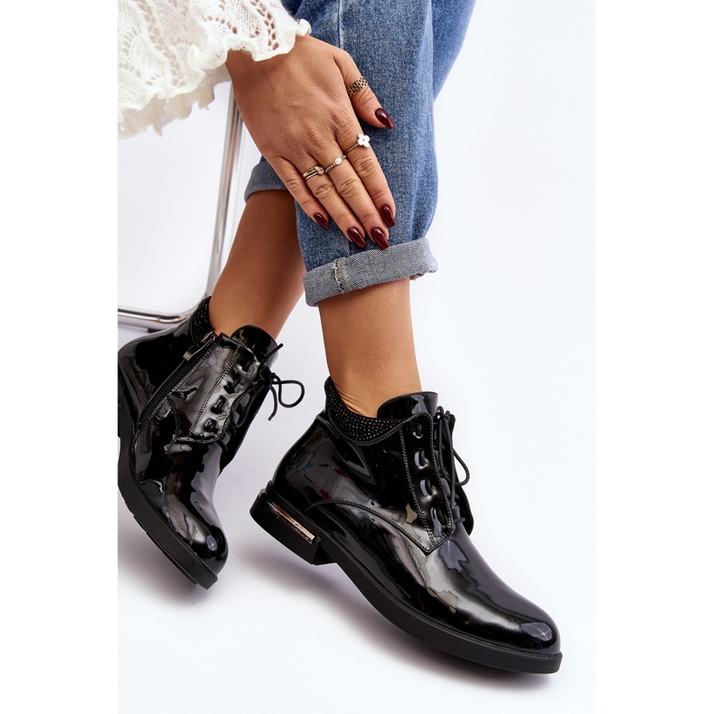 Vinceza Lu Boo - Bottines vernies noires à talons plats 2