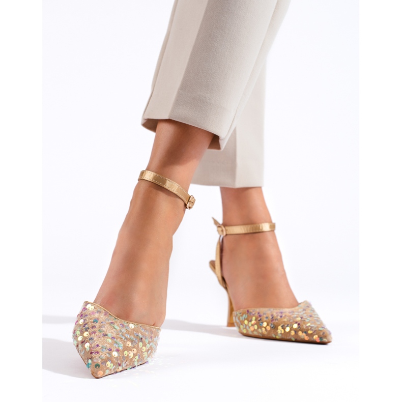 Sandales femme sur épingle à sequins dorés Shelovet 1