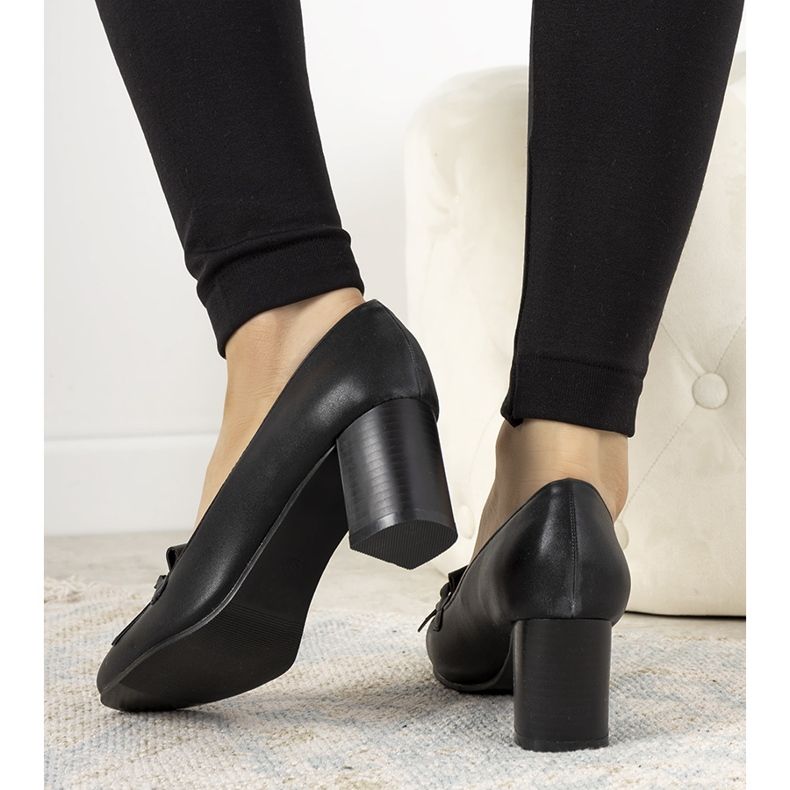 Escarpins noirs sur un poteau en éco-cuir d'Alice le noir 1