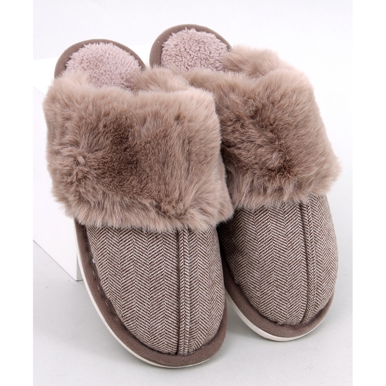 Chaussons homme Gregory Brown à chevrons beige 1