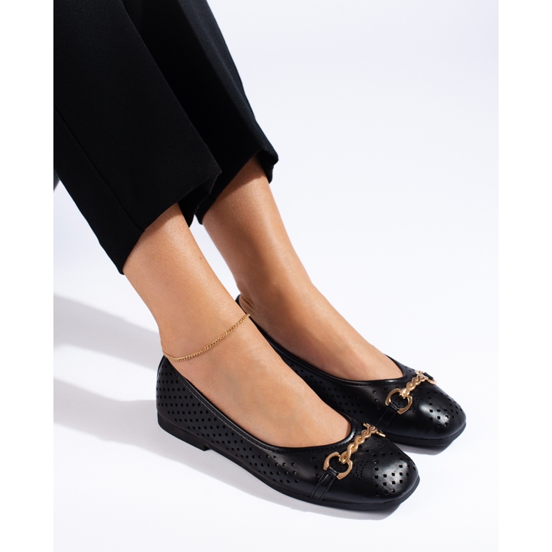 Ballerines femme noires ajourées avec chaîne Shelovet le noir 1