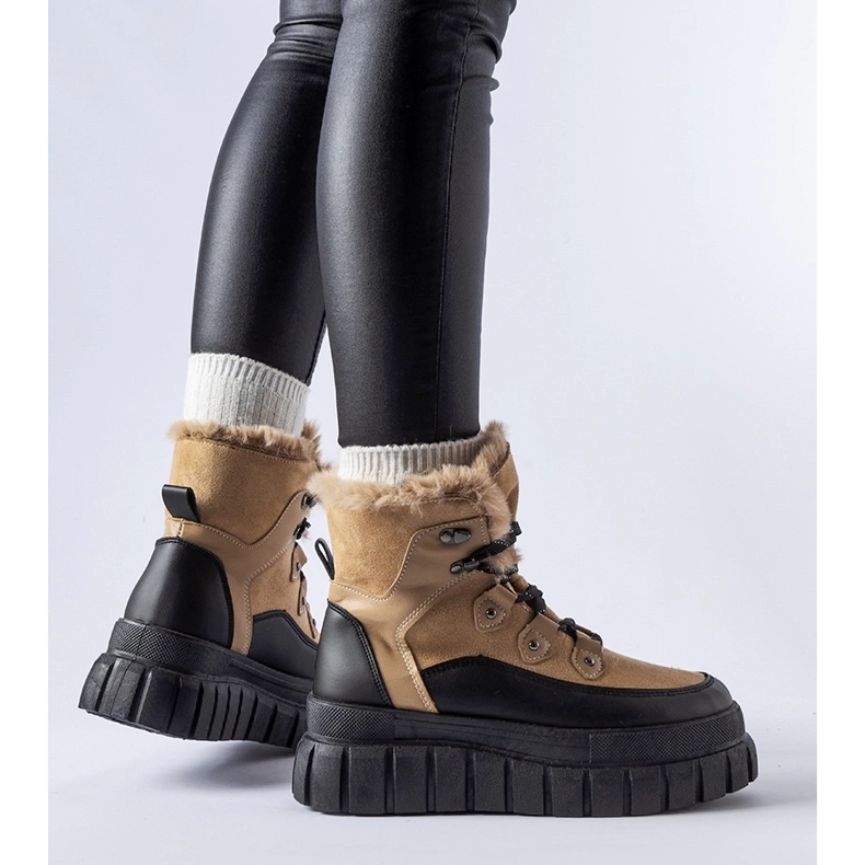 Bottines beiges à semelle massive Cervantes 1