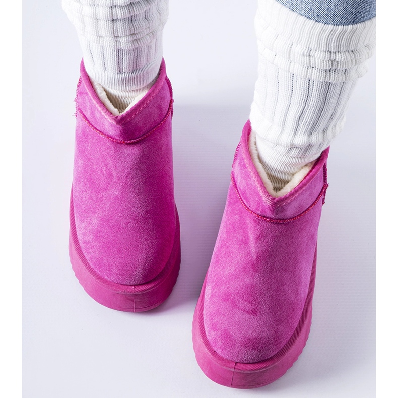 Bottes de neige isolées roses sur la plateforme Miso 2 Bottes de neige isolées roses sur la plateforme Miso 2