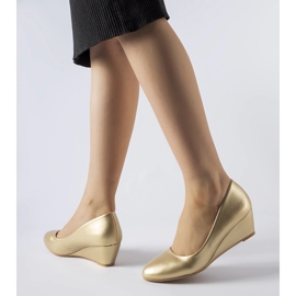 Les ballerines compensées dorées de Houston d'or 1