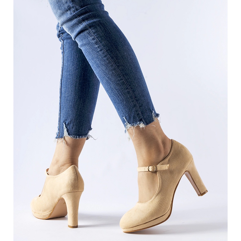 Chaussures à talons beiges avec fermeture Serri 1