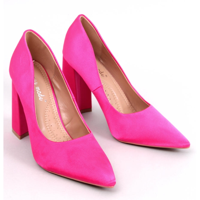 Escarpins à talons hauts en satin fuchsia Astia rose 1