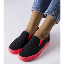 Baskets à enfiler matelassées noires Balsamo le noir 1