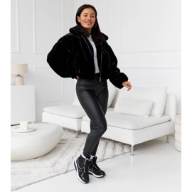 Bottes de neige de sport isolées Diadora noires le noir 1