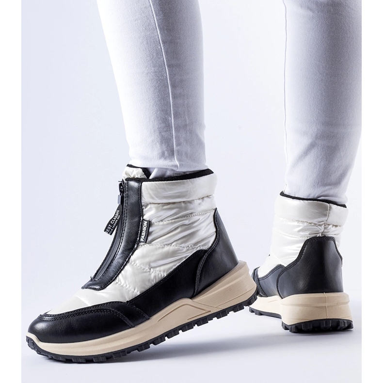 Bottes de neige isolées blanches avec fermeture éclair Ritter 1