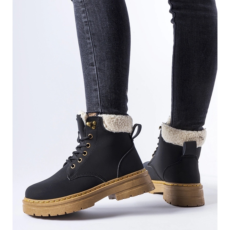 Bottes de travail isolées noires Burgondi 1