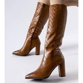 Bottes marron ornées de matelassage Brannon brun 1 Bottes marron ornées de matelassage Brannon brun 1