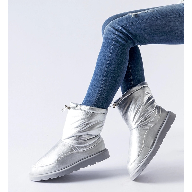 Bottes de neige Whitetail isolées argentées 1